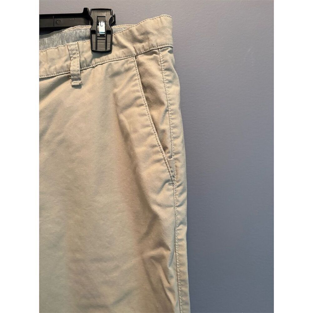 Dockers Men's Khaki Pants Beige Size 36x32 Versatile Stylish - Picture 3 of 12